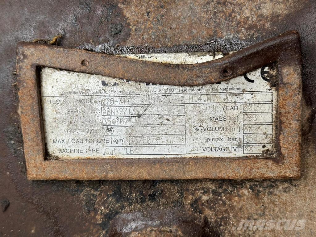 CAT 326F L Telakaivukoneet