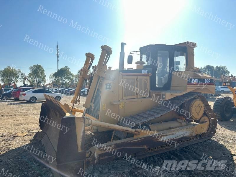 CAT D 8 R Telaketjupuskutraktorit