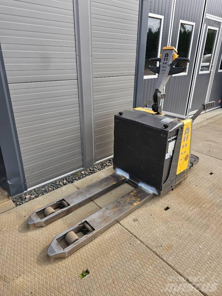 Atlet Tpl/200 Lavansiirtotrukit ajotasolla
