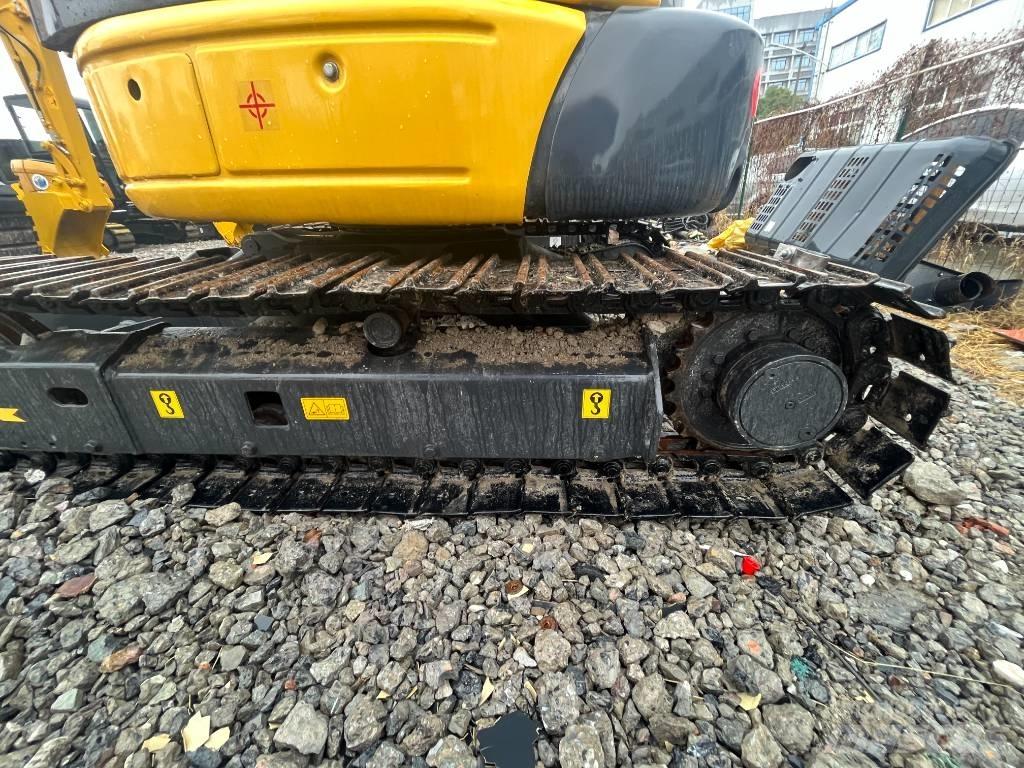 Komatsu PC 35 Telakaivukoneet