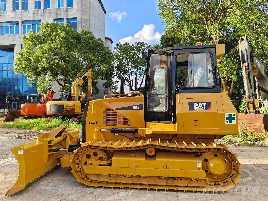 CAT D 5 K Telaketjupuskutraktorit