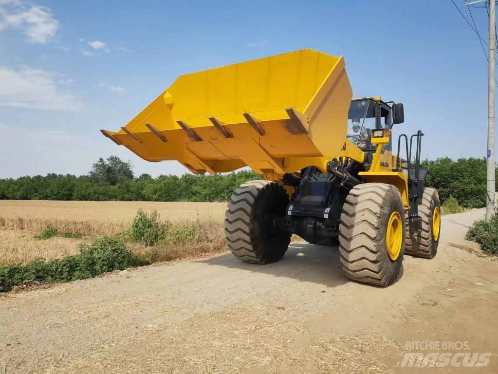 Komatsu WA 470-3 Pyöräkuormaajat