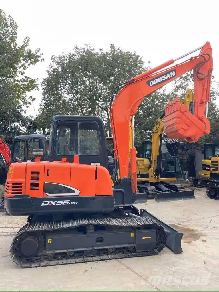 Doosan DX 55-9C Minikaivukoneet < 7t
