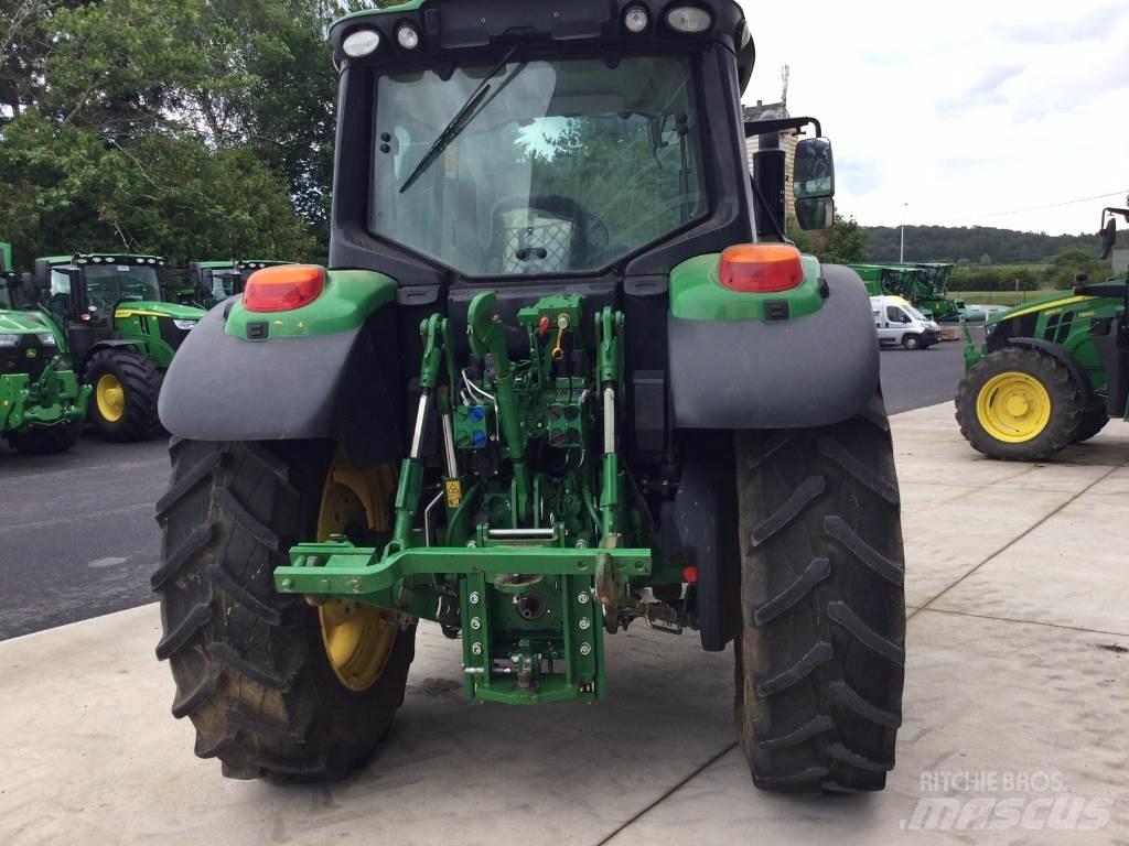 John Deere 6120M Traktorit