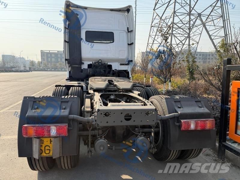 Howo Tractor 420 Vetopöytäautot