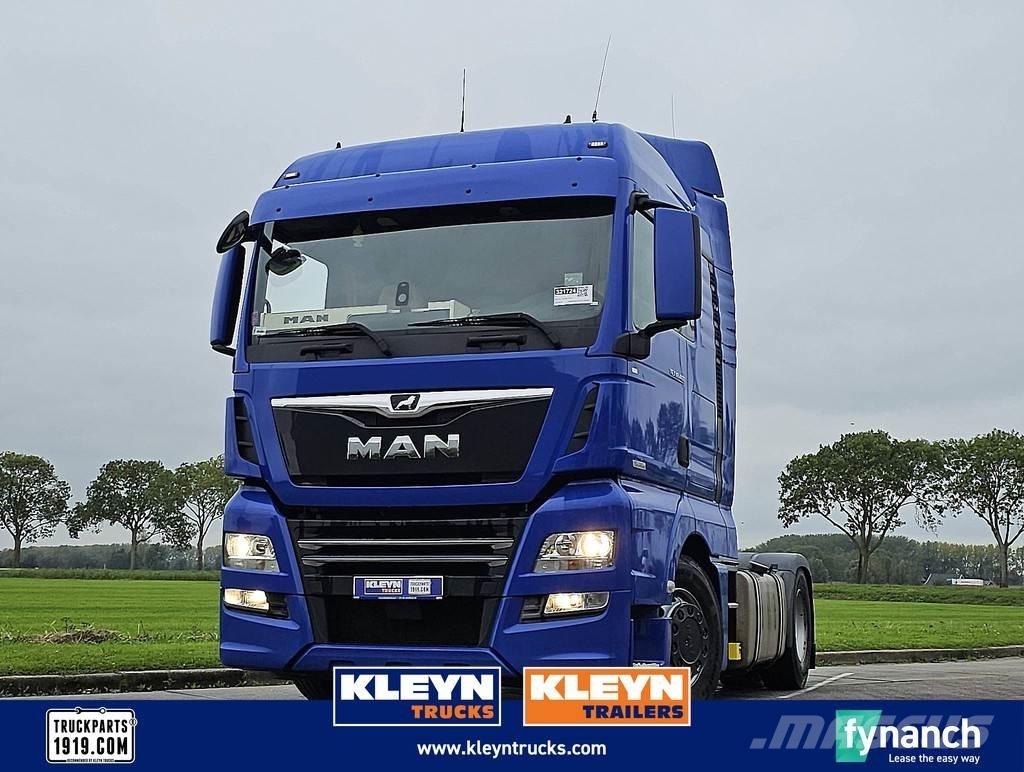 MAN 18.460 TGX Vetopöytäautot
