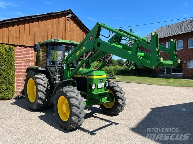 John Deere 2140 Traktorit
