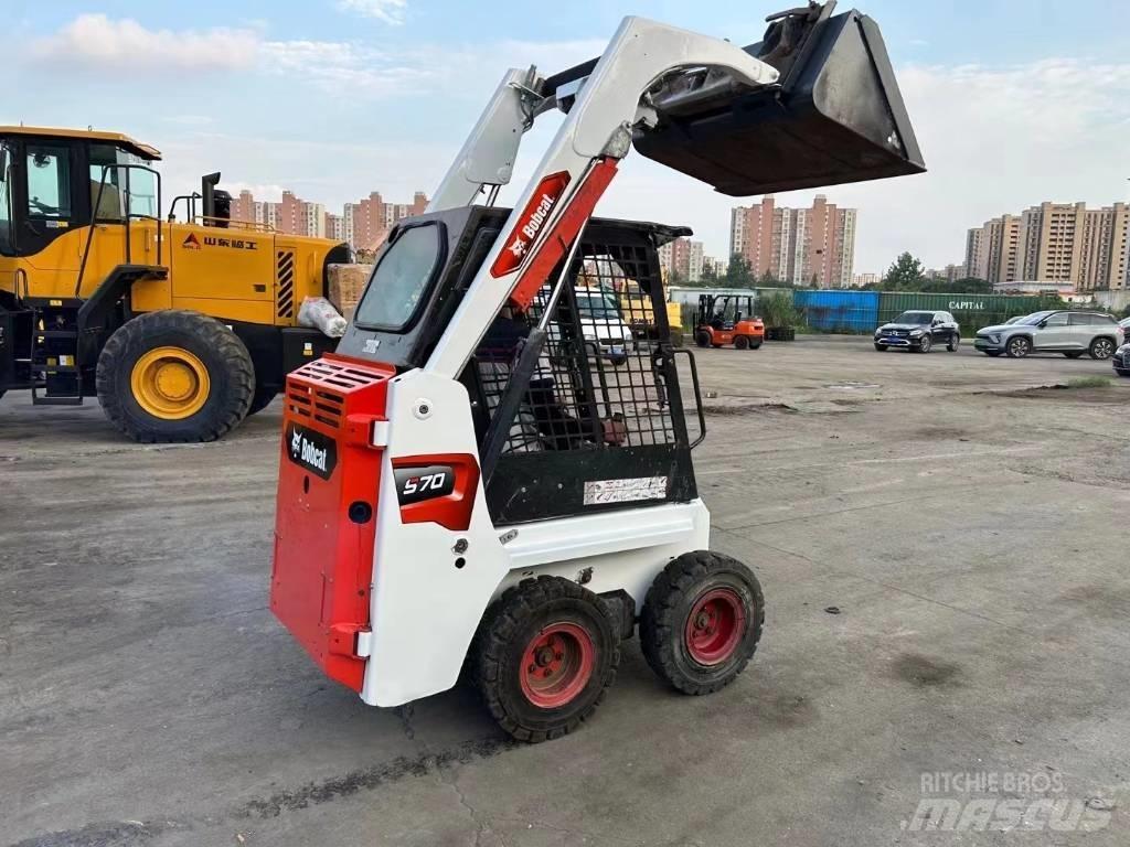 Bobcat S 70 Liukuohjatut kuormaajat