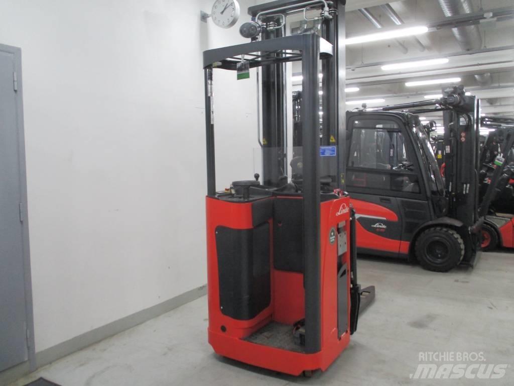 Linde L2000 Ajettavat pinoamisvaunut