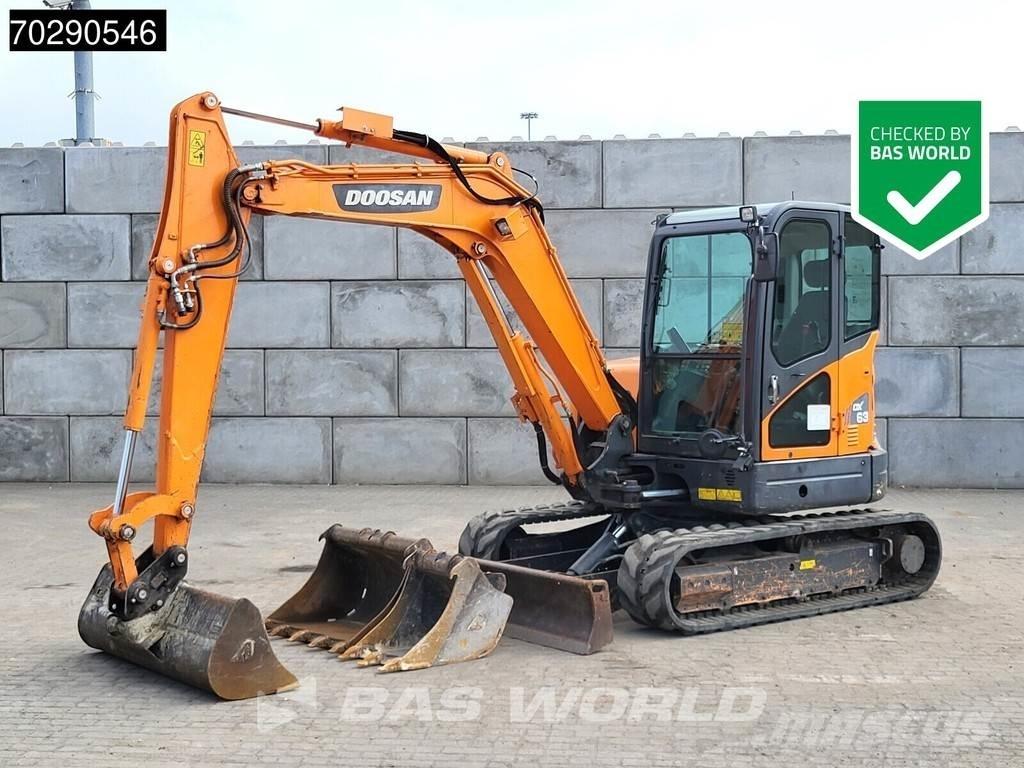 Doosan DX63-3 Minikaivukoneet < 7t