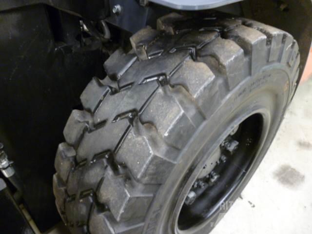 Toyota 52 - 2 - FDJF 35 Dieseltrukit