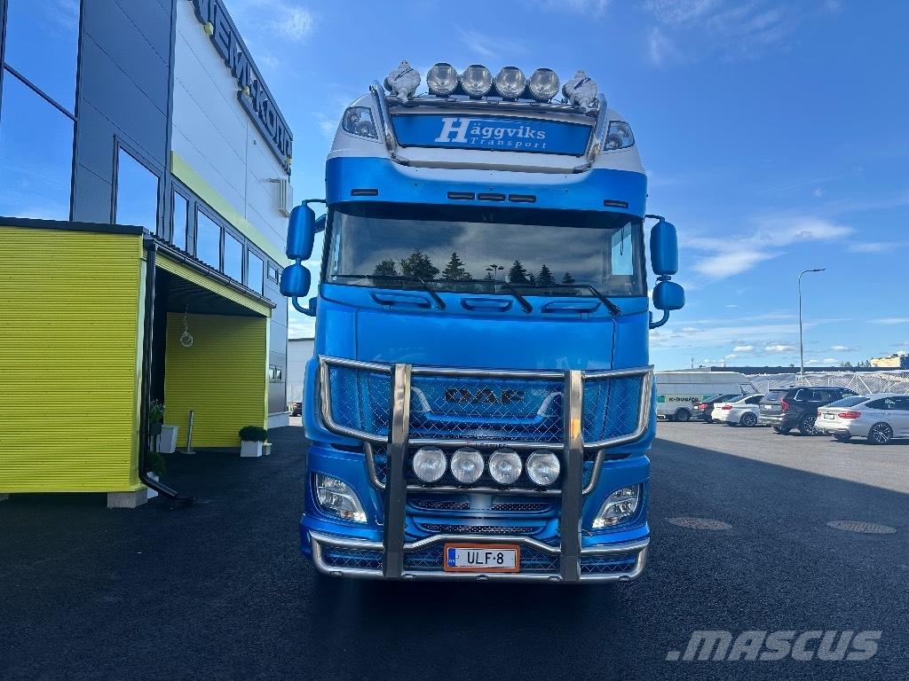 DAF XF 530 6x2*4 Koukkulava kuorma-autot