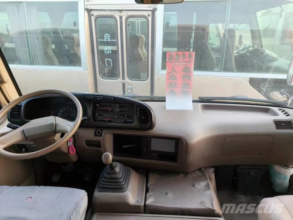 Toyota Coaster Bus Minibussit