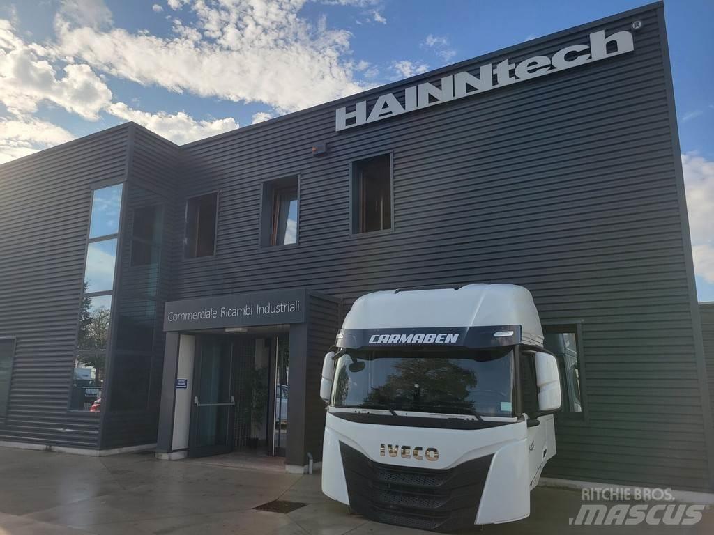 Iveco S-WAY Ohjaamot ja sisustat