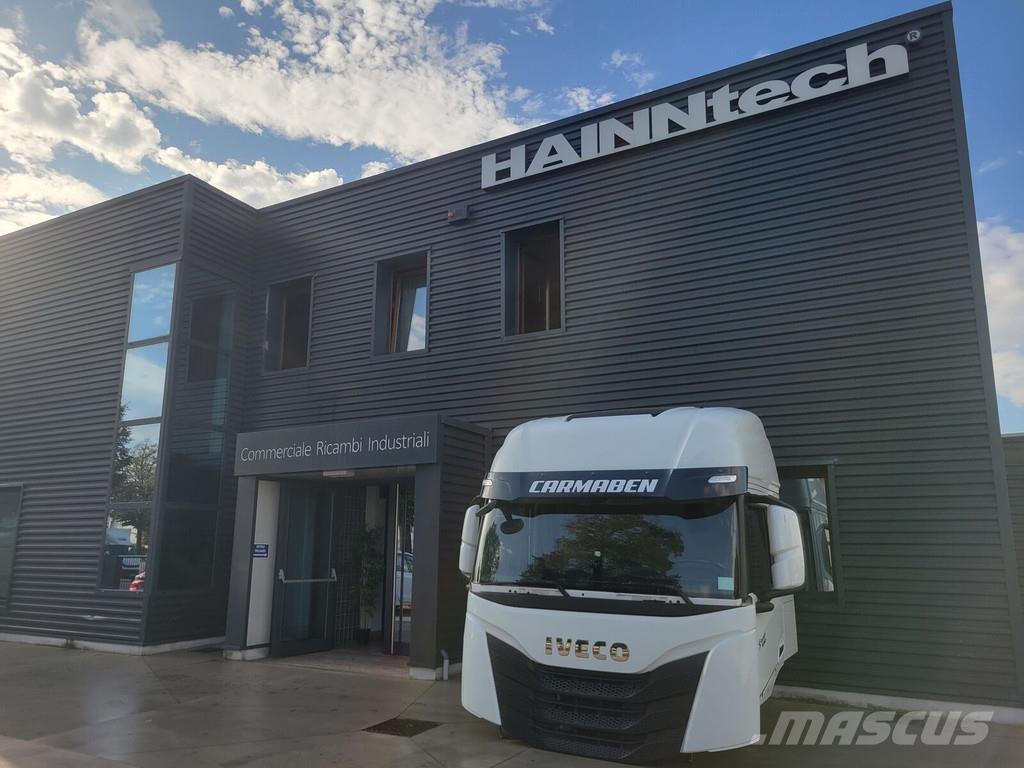 Iveco S-WAY EURO 6 Ohjaamot ja sisustat