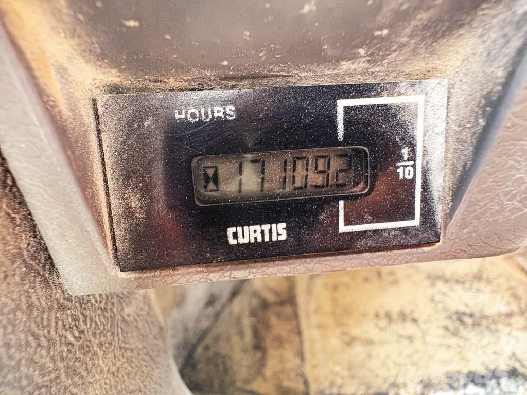 Doosan DL 300 Pyöräkuormaajat