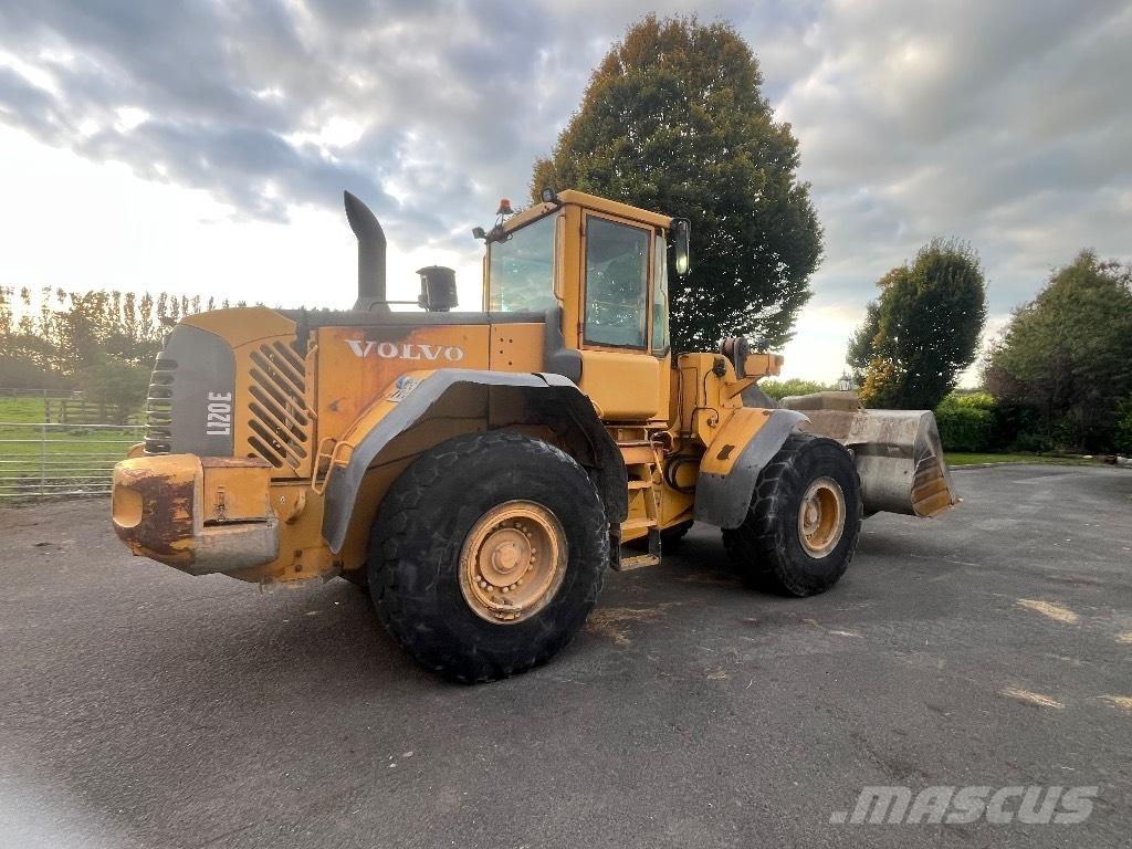 Volvo L120e Pyöräkuormaajat