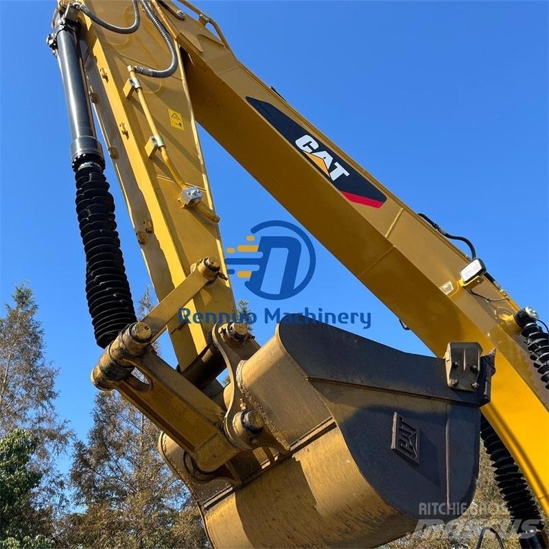 CAT 323D2 Telakaivukoneet