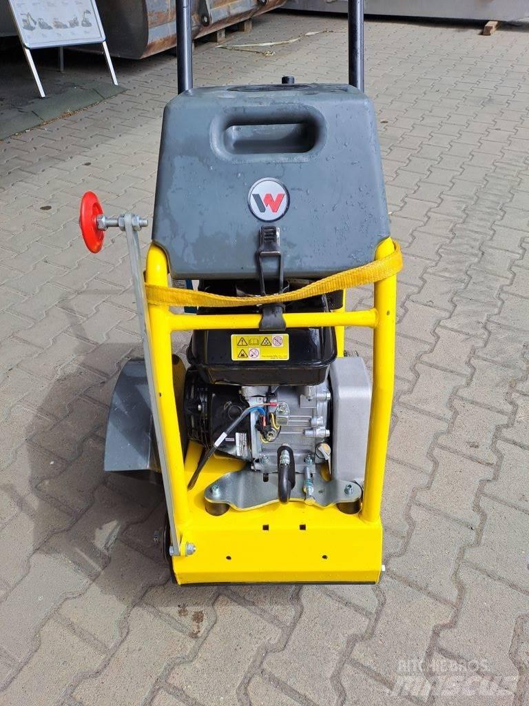 Wacker Neuson BFS735 Kivisahat