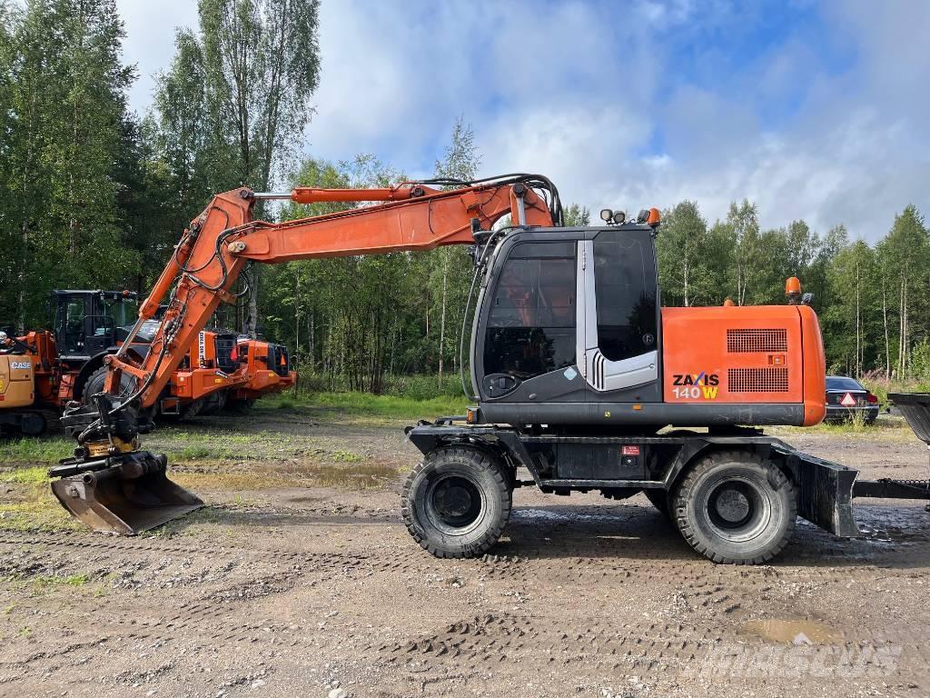 Hitachi ZX140W-3 Pyöräkaivukoneet