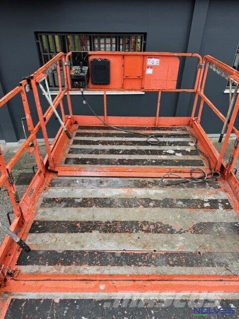 JLG 4394RT Saksilavat