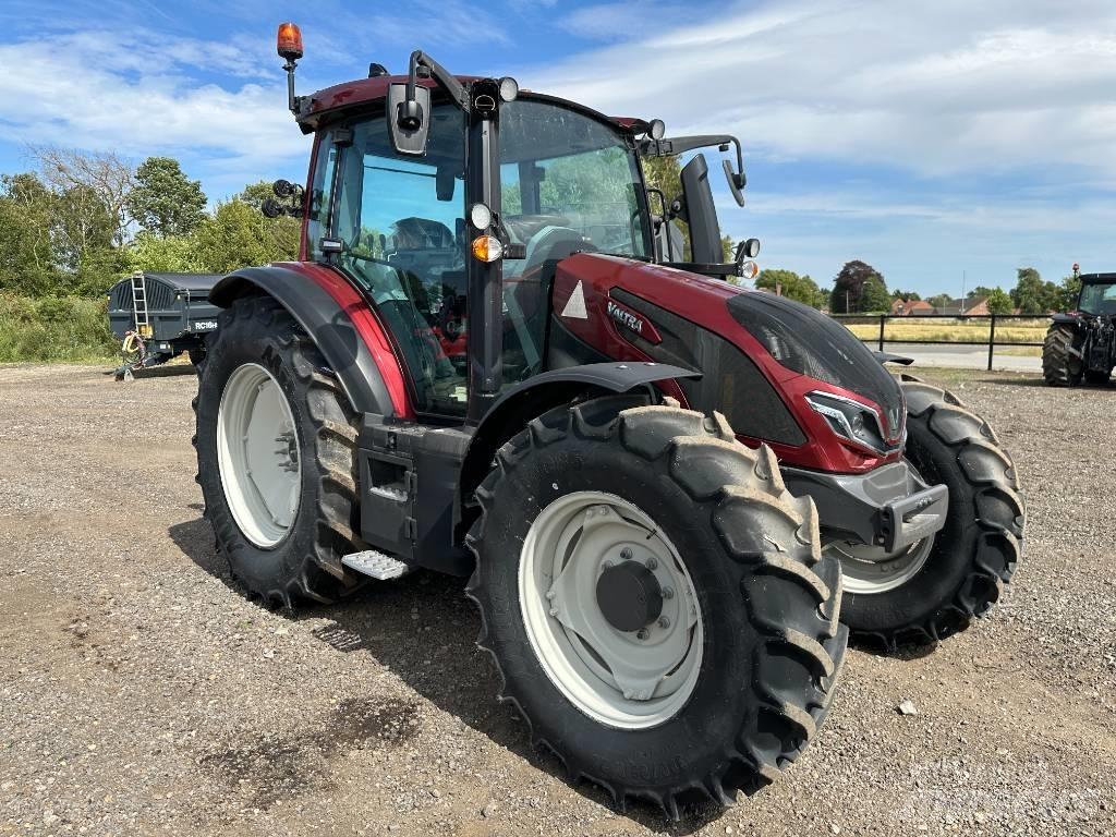 Valtra G 115 Active Traktorit