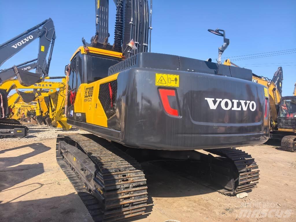 Volvo EC 300 D L Telakaivukoneet