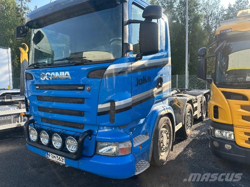 Scania R420 8X4/4 Koukkulava kuorma-autot