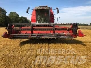 Massey Ferguson 36 Leikkuupuimurit
