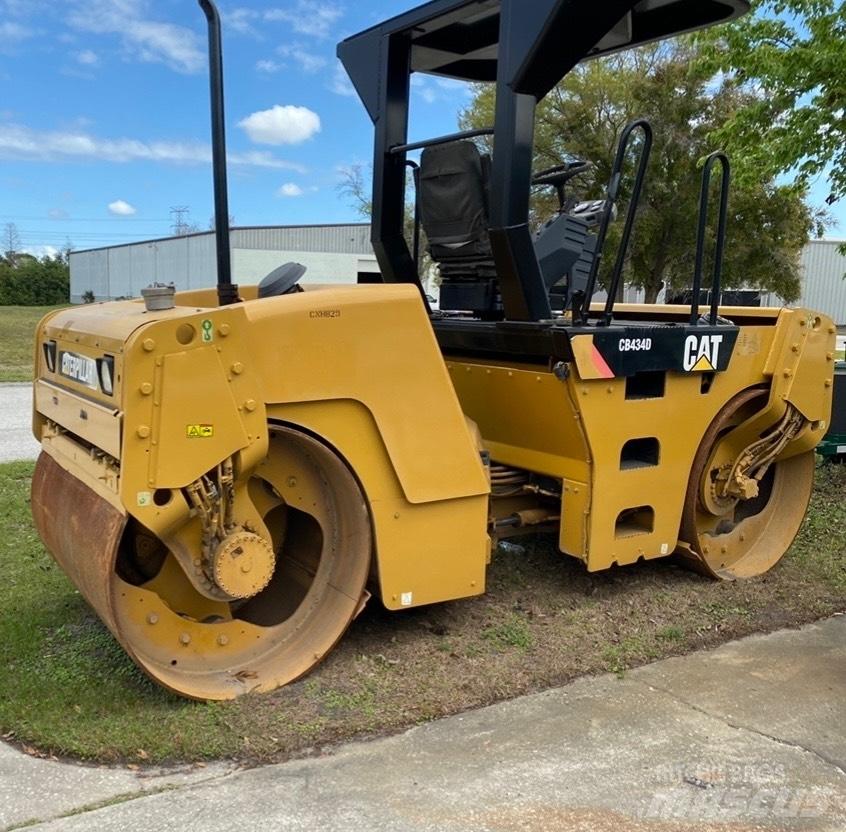 CAT CB 434 D Tandemjyrät