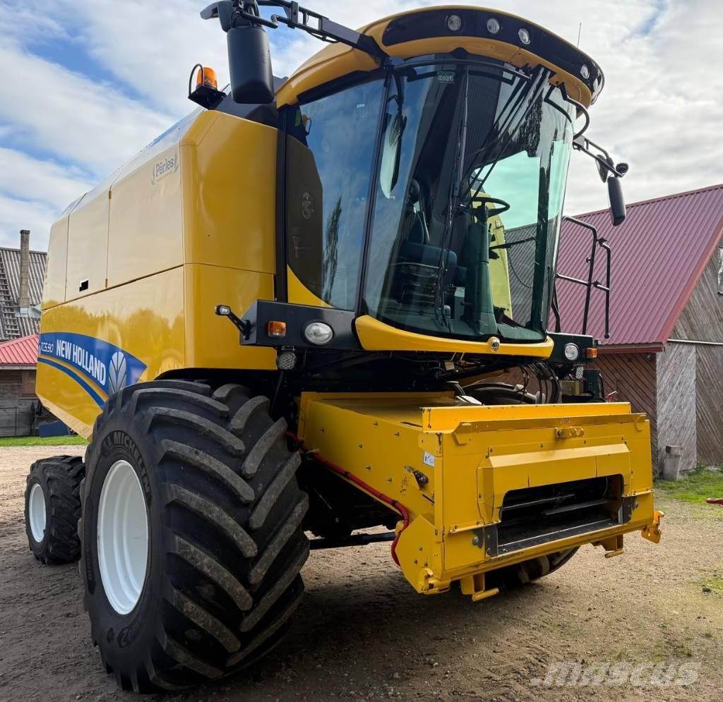 New Holland TC 5.90 Leikkuupuimurit