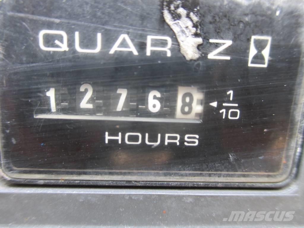 JLG 3246 ES Saksilavat