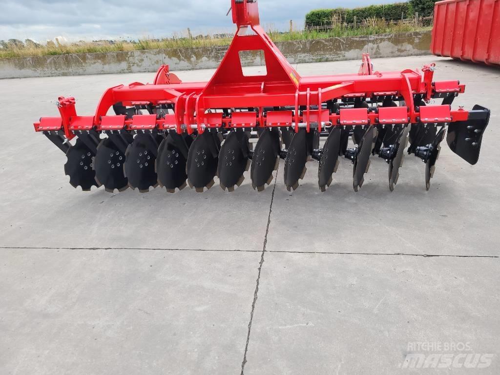  Agro-Mix BT 30 Kiekkomultaimet ja lautasäkeet