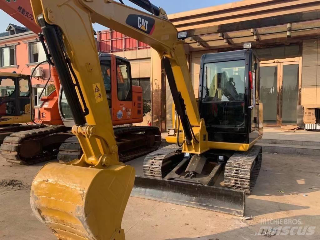 CAT 306 Minikaivukoneet < 7t
