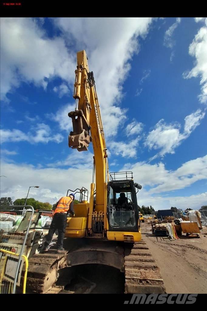 Komatsu PC 210 LC-11 Telakaivukoneet
