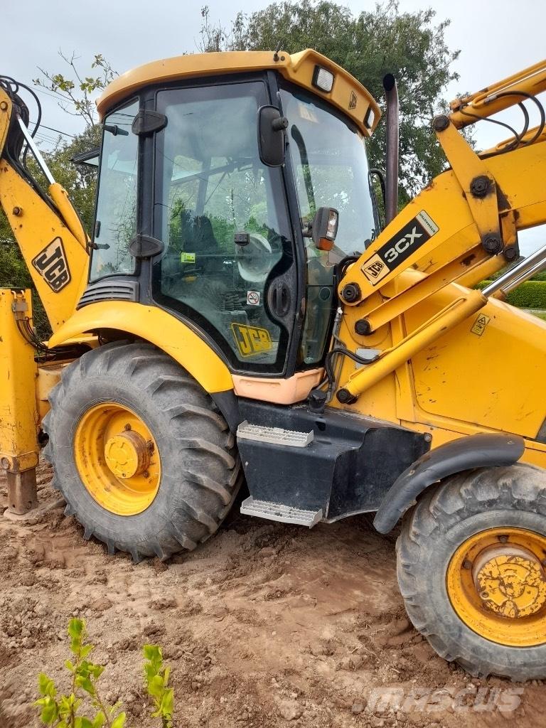 JCB 3 CX Kaivurikuormaajat