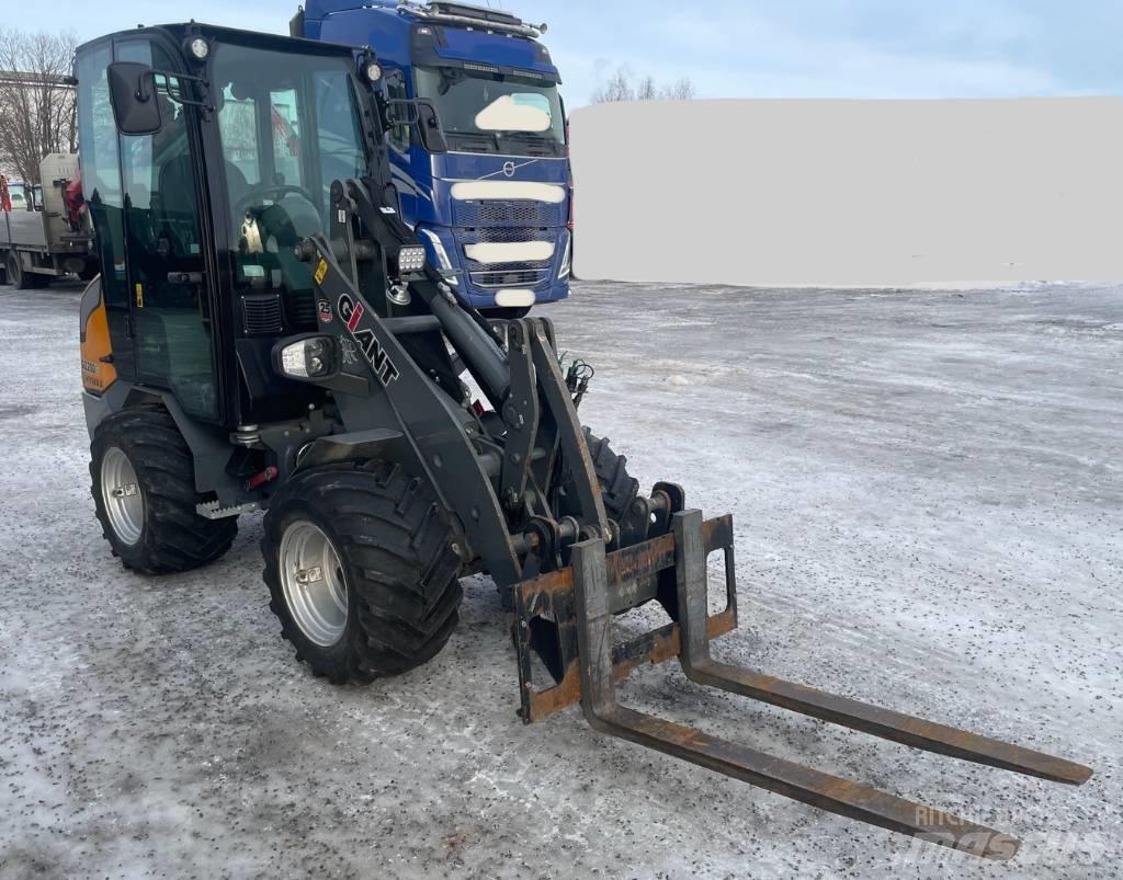 Gigant 2200 E Pienkuormaajat