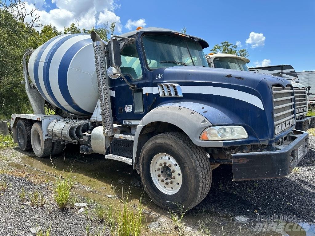 Mack GU 800 Muut kuorma-autot