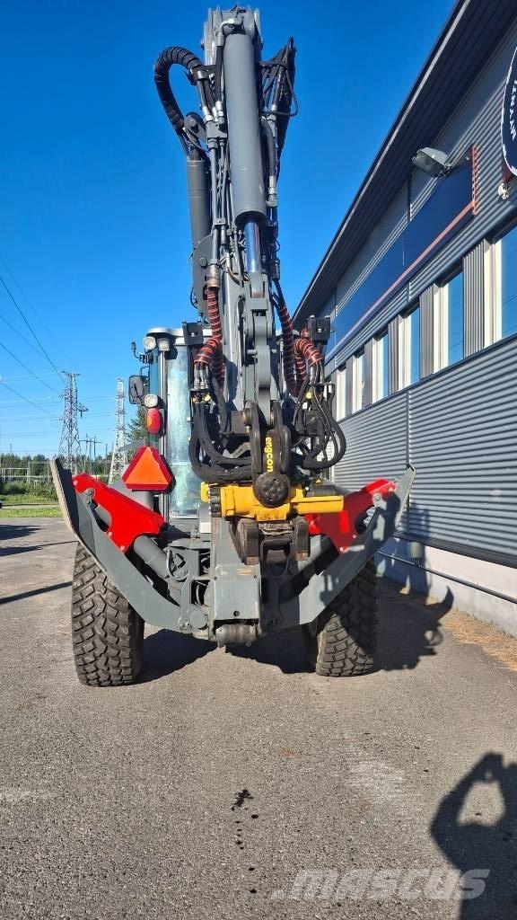 Lännen 8600 G Kaivurikuormaajat