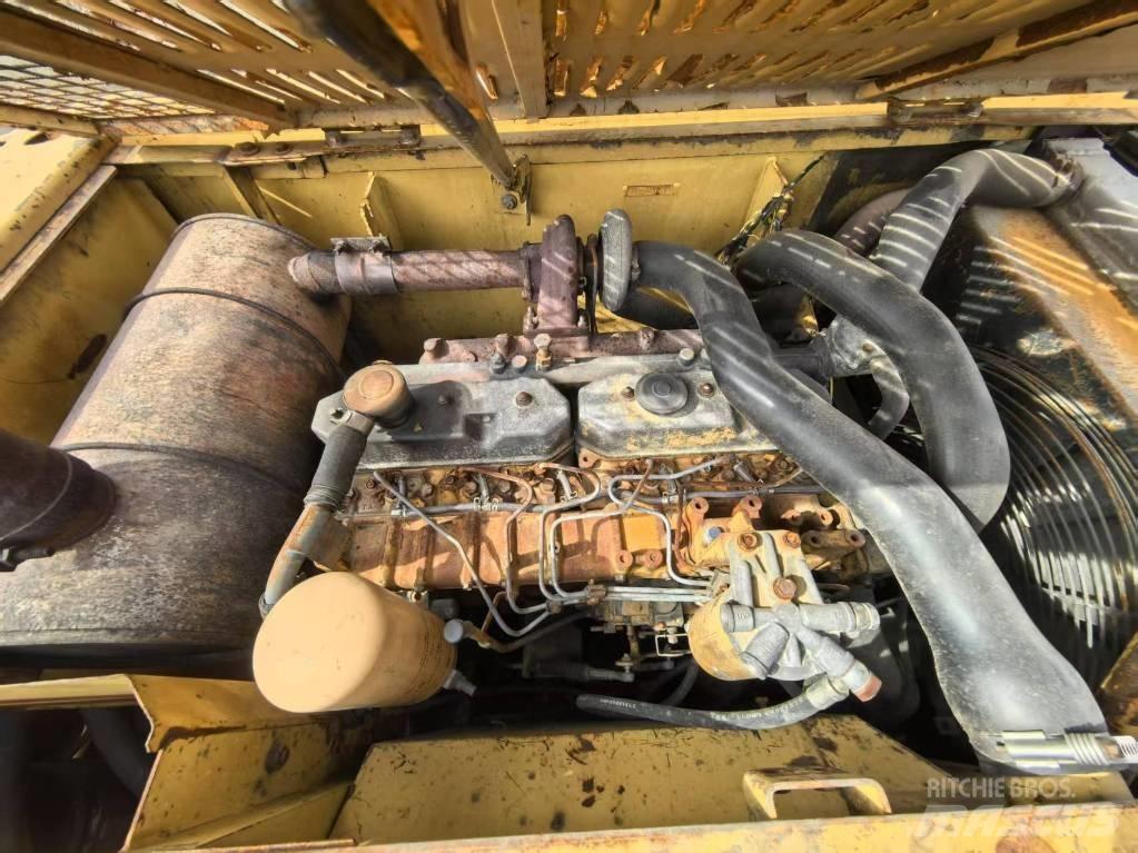 CAT 320 C L Telakaivukoneet