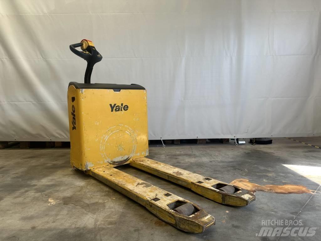 Yale MP16 Lavansiirtotrukit