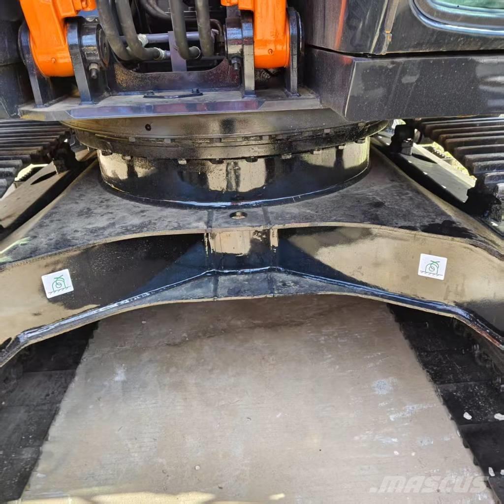 Hitachi ZX 130 LC Telakaivukoneet