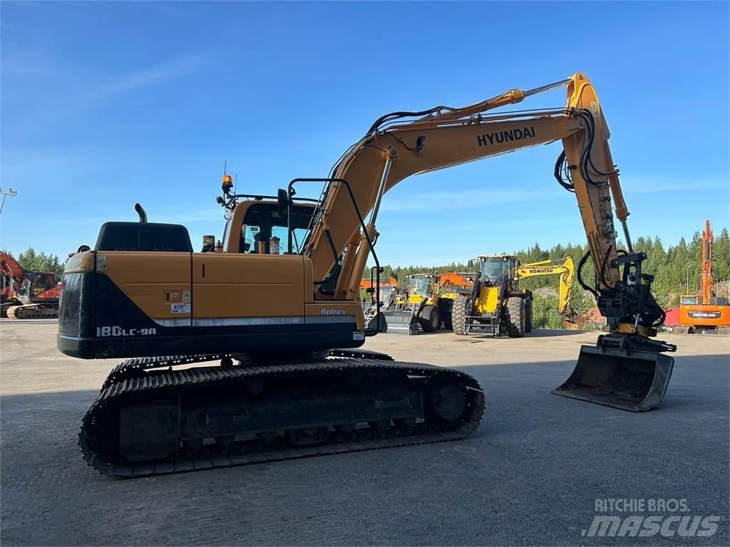 Hyundai R180LC-9A Telakaivukoneet