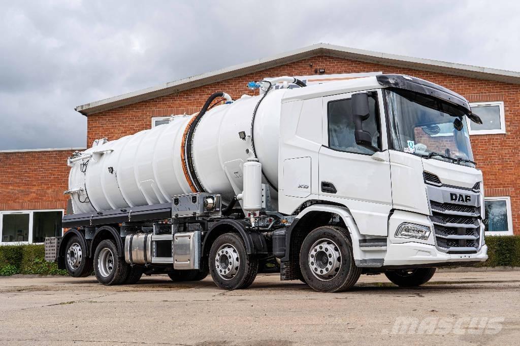 DAF XD 450 FAX 8x2 Säiliöautot