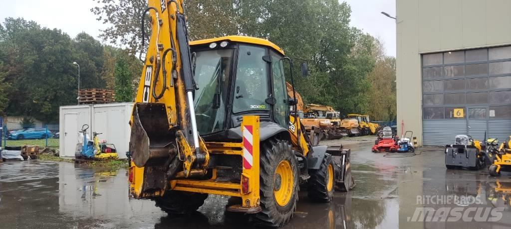 JCB 3 CX Kaivurikuormaajat