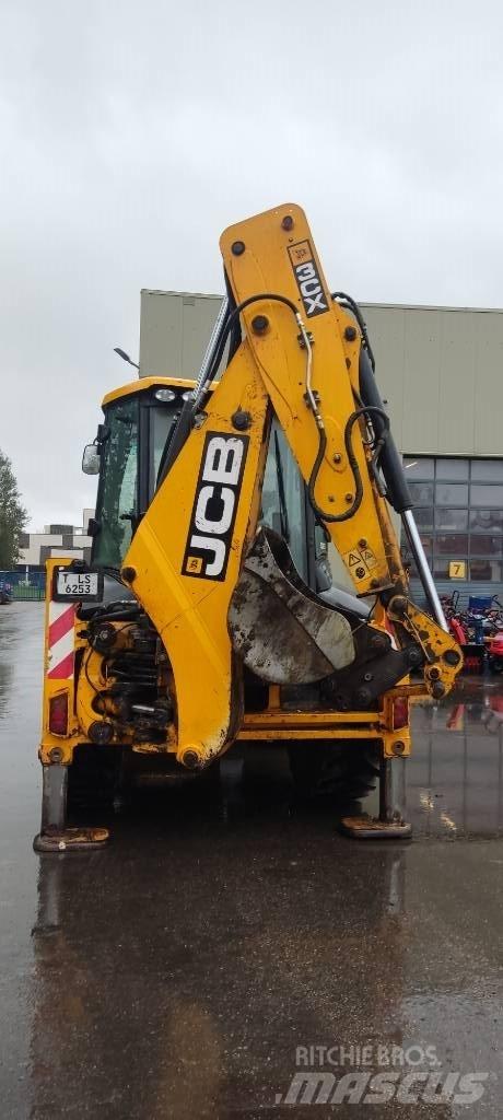 JCB 3 CX Kaivurikuormaajat