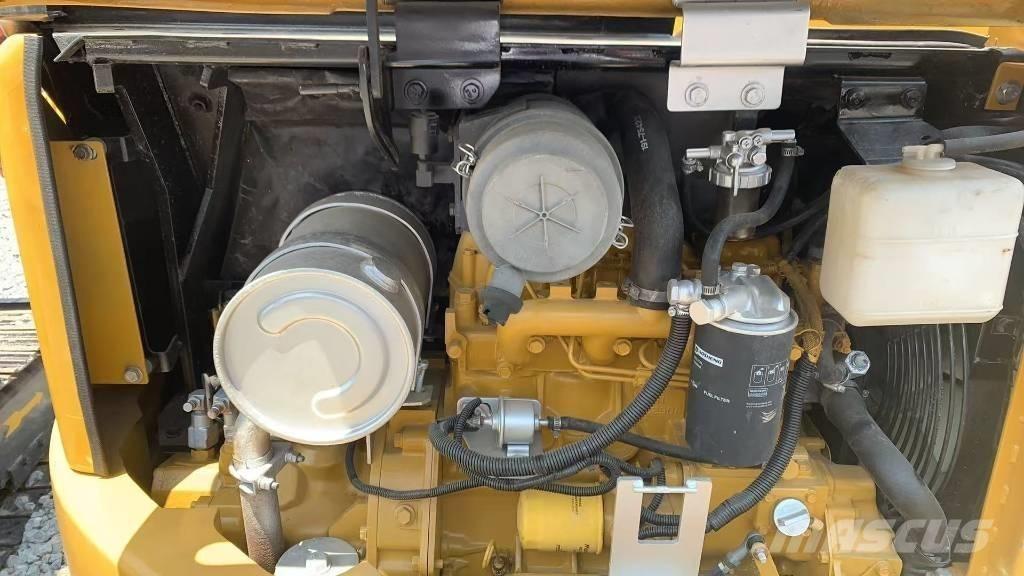 CAT 304 CR Minikaivukoneet < 7t