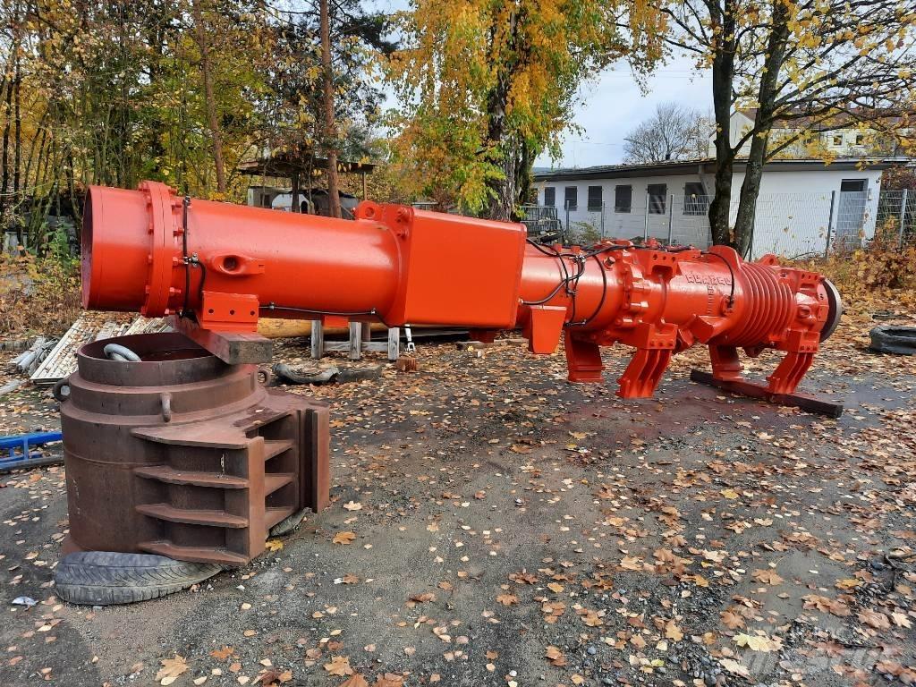 Delmag D46-32 Dieselkäyttöiset paaluvasarat