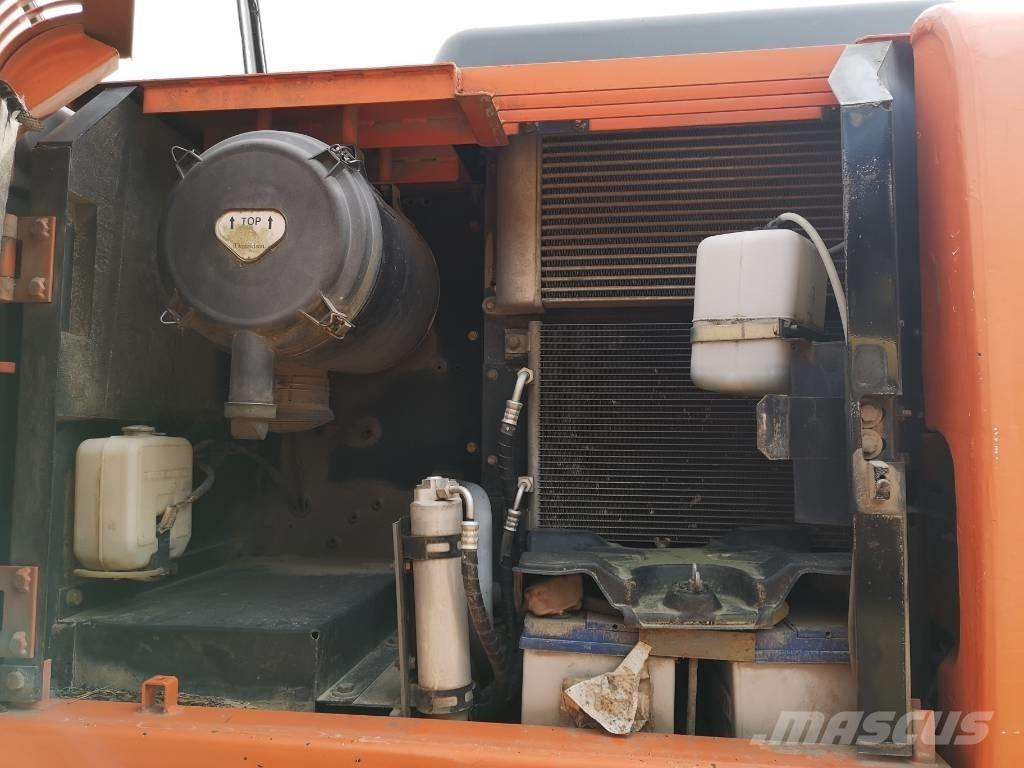 Hitachi ZX 130 W Pyöräkaivukoneet