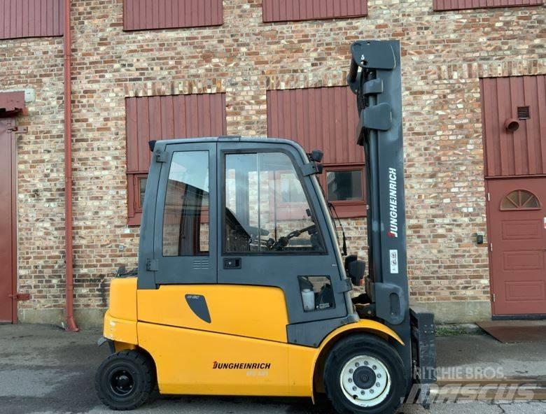 Jungheinrich EFG 550 Sähkötrukit
